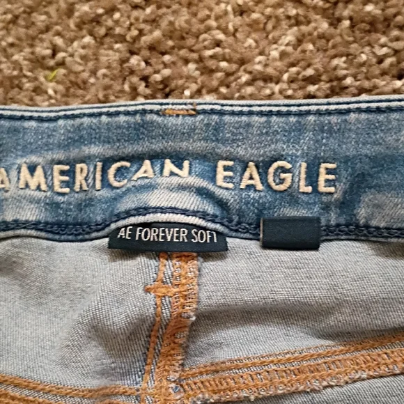 American Eagle Outfitters Women's Size 14short Light Blue Denim - Picture 2 of 5